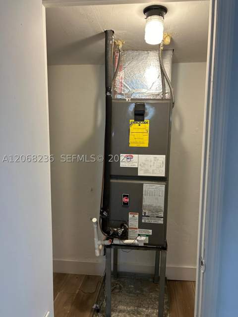 1605 Lenox Ave 1605-3, Miami Beach FL - photo 14 of 17