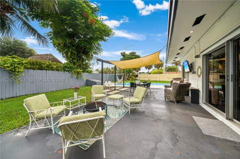 10331 SW 130th Ave, Miami FL - photo 16 of 35