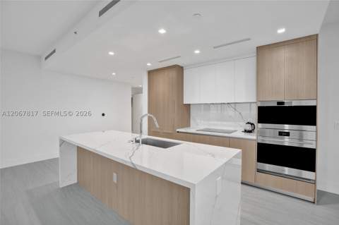 2411 Laguna Cir 1805, North Miami FL - photo 19 of 65