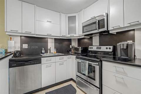 2400 Brickell Ave 107D, Miami FL - photo 10 of 29