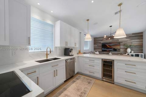 6351 SW 39th St, Miami FL - photo 7 of 25