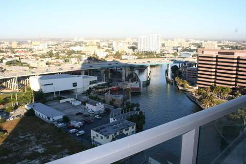 185 SW 7th Street 1802, Miami FL - photo 14 of 39