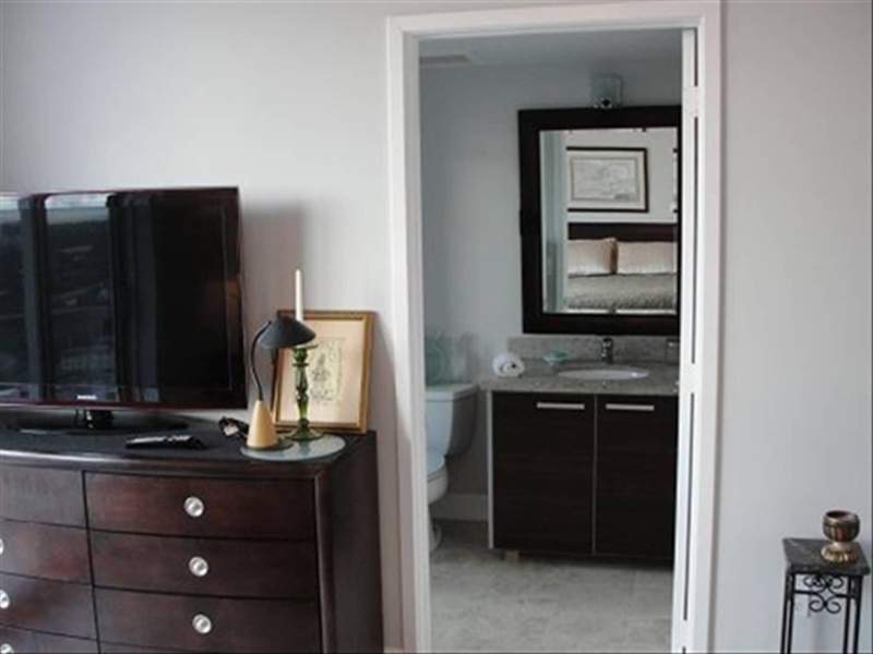 2 bedroom Condominium at 185 SW 7th Street 1802, Latitude On The River Cond, Miami — photo 4