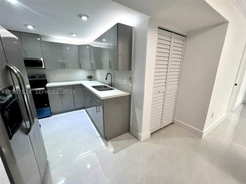 7825 Miller Dr C211, Miami FL - photo 9 of 61