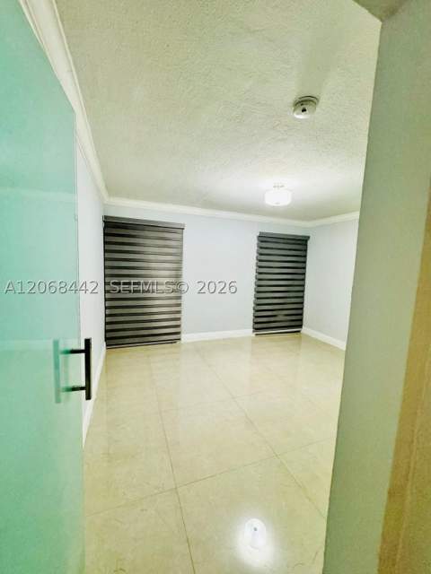 6812 Brookline Dr 6812, Hialeah FL - photo 10 of 21