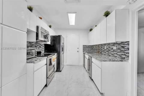 800 NE 195th St 220, Miami FL - photo 16 of 64