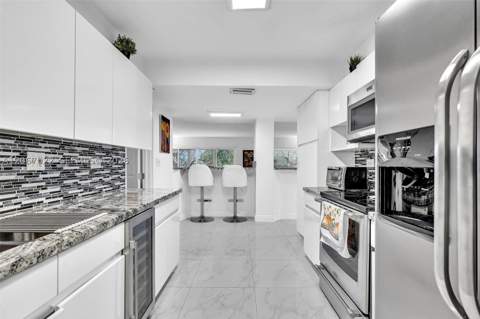 800 NE 195th St 220, Miami FL - photo 19 of 64