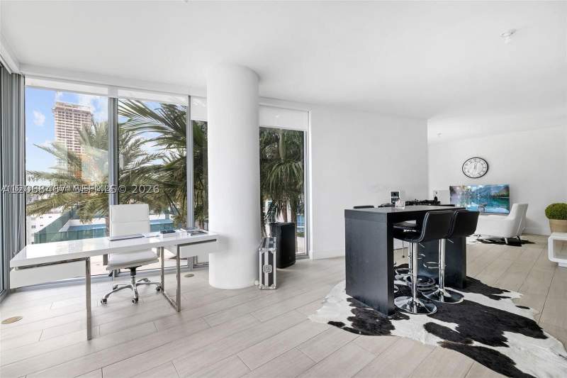 1 bedroom Condominium at 2900 NE 7th Ave 809, Biscayne Beach Condo, Miami — photo 5
