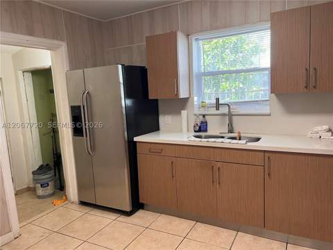 1318 NW 34th St, Miami FL - photo 11 of 24