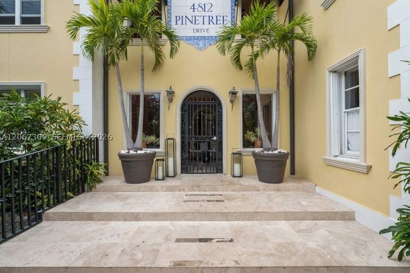 1 bedroom Condominium at 4812 Pine Tree Dr 206, Pine Tree Place Condo, Miami Beach — photo 2