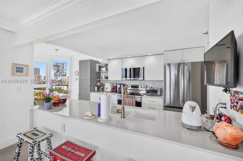 1000 Island Blvd 1204, Aventura FL - photo 11 of 50