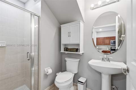 8906 SW 224th Ter, Cutler Bay FL - photo 13 of 38