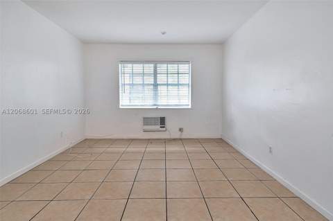 318 Majorca Ave 304, Coral Gables FL - photo 7 of 18