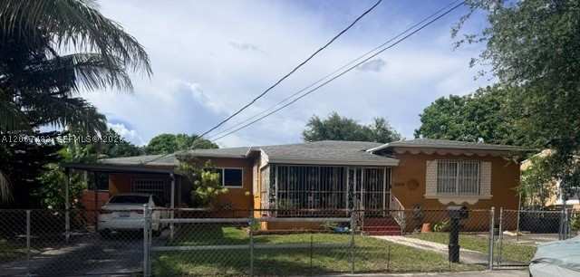 5 bedroom SingleFamilyResidence at 3969 SW 2nd St, Sickles Grove, Miami — photo 1