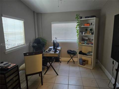 6858 SW 39th St, Miami FL - photo 9 of 17