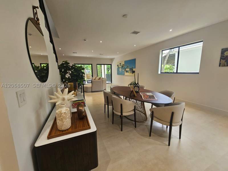 4 bedroom Townhouse at 2927 SW 36th Ave, Overbrook Park, Miami — photo 3