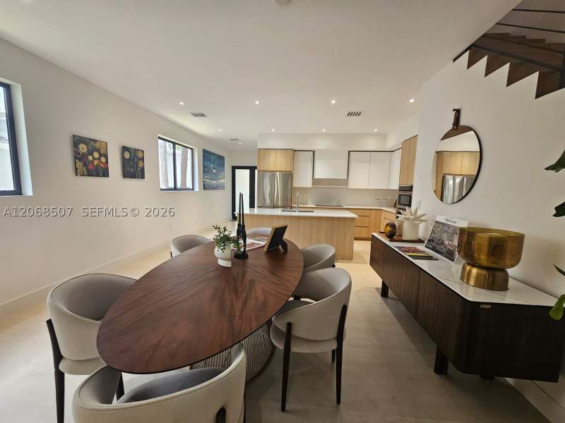 4 bedroom Townhouse at 2927 SW 36th Ave, Overbrook Park, Miami — photo 4