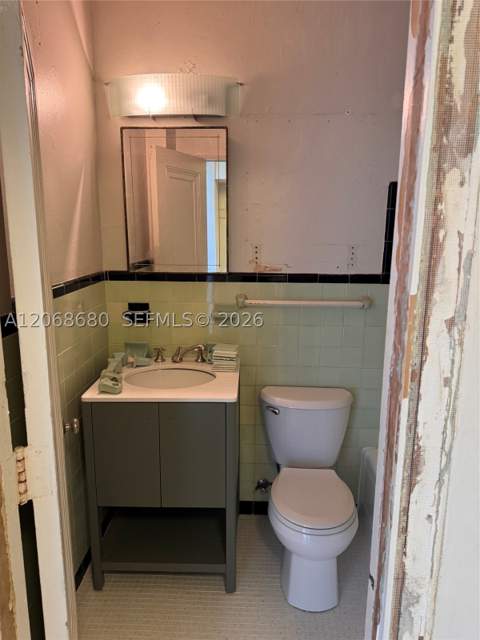 2421 Lake Pancoast Dr 4D, Miami Beach FL - photo 16 of 20