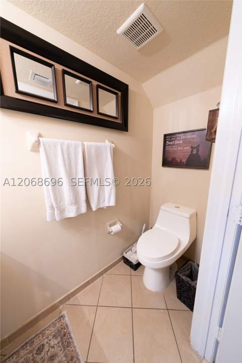 9051 SW 227th St 11, Cutler Bay FL - photo 9 of 24