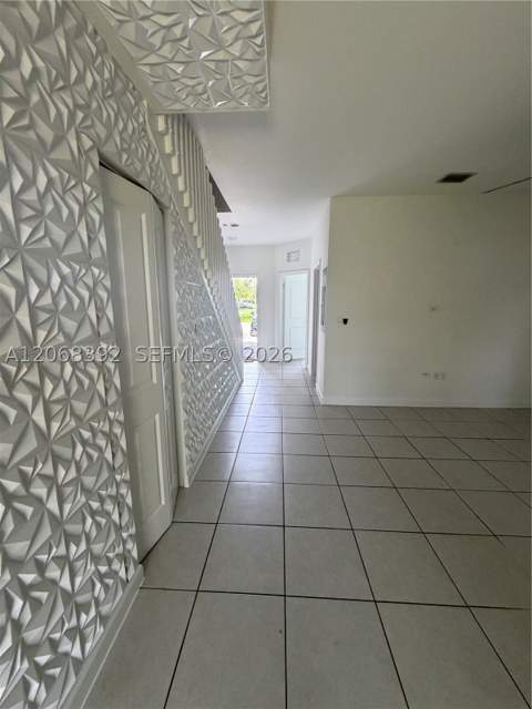 2739 SE 17th St, Homestead FL - photo 10 of 24