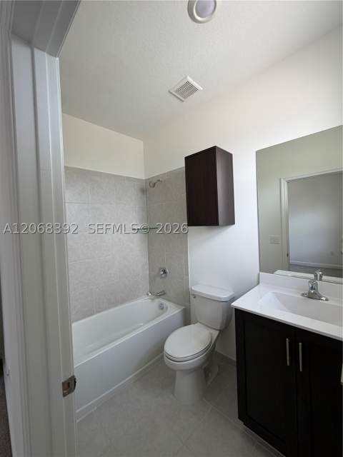 2739 SE 17th St, Homestead FL - photo 8 of 24