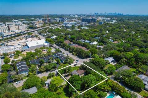 6200 SW 78th St, South Miami FL - photo 6 of 11