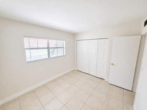 6705 N Kendall Drive 307, Pinecrest FL - photo 16 of 24