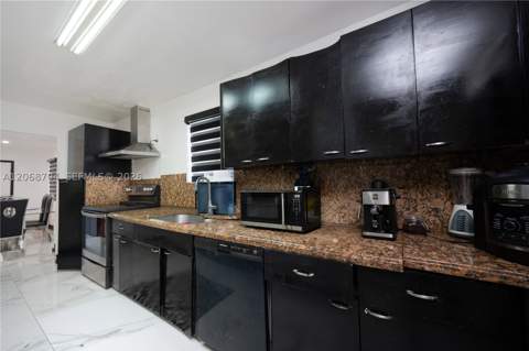 2920 SW 69th Ave, Miami FL - photo 11 of 50