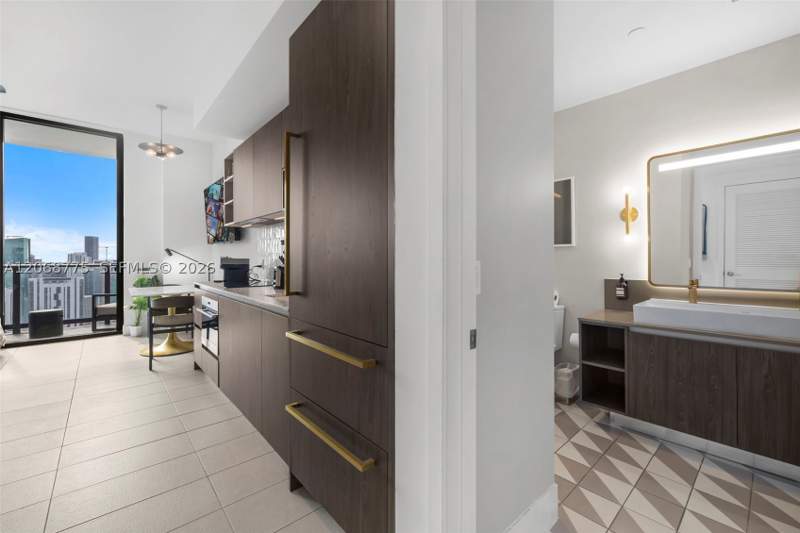 0 bedroom Condominium at 159 NE 6th St 4910, Nativo Condo, Miami — photo 4