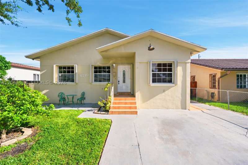 3 bedroom SingleFamilyResidence at 6710 SW 29th St, Central Miami Part 4, Miami — photo 1