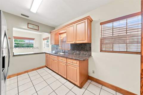 6710 SW 29th St, Miami FL - photo 13 of 41