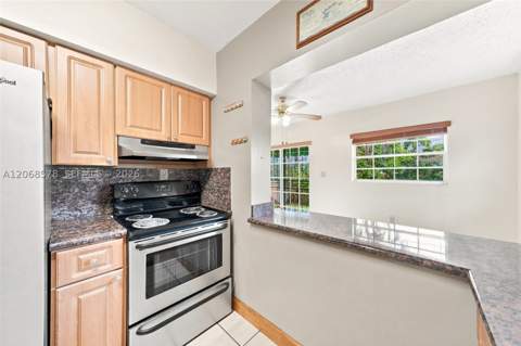6710 SW 29th St, Miami FL - photo 15 of 41