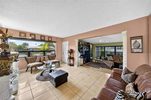 17350 NW 16th Ave, Miami Gardens FL - photo 10 of 49