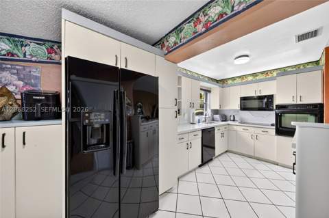 17350 NW 16th Ave, Miami Gardens FL - photo 20 of 49
