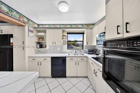 17350 NW 16th Ave, Miami Gardens FL - photo 24 of 49