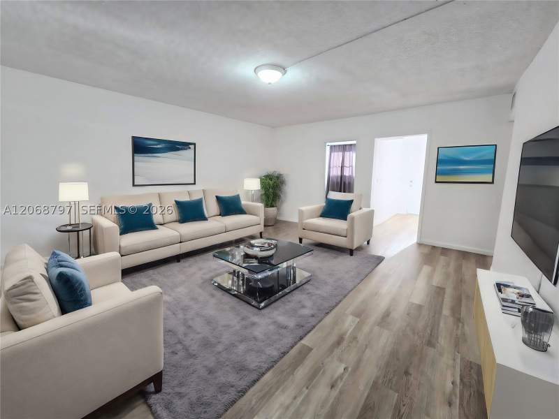 2 bedroom Condominium at 1255 Marseille 21, Marseilles Deco Condo, Miami Beach — photo 2