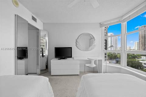 19101 NE 36th Ct 807, Aventura FL - photo 15 of 24