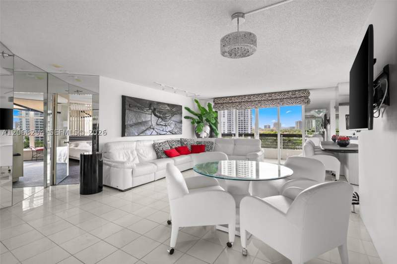 2 bedroom Condominium at 19101 NE 36th Ct 807, Mystic Pointe Condo No Th, Aventura — photo 5