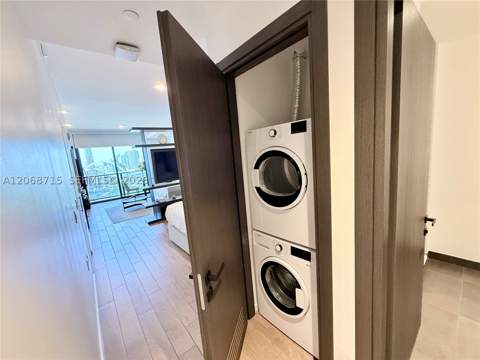 398 NE 5th St 2203, Miami FL - photo 9 of 25