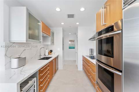 6101 Aqua Ave 703, Miami Beach FL - photo 8 of 35