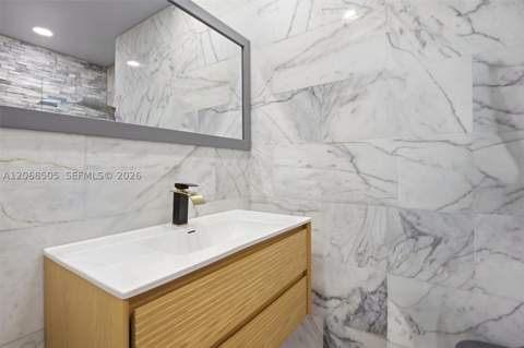 125 NE 107th St, Miami Shores FL - photo 11 of 25