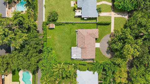 125 NE 107th St, Miami Shores FL - photo 23 of 25
