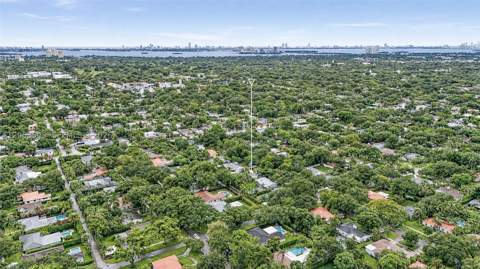 125 NE 107th St, Miami Shores FL - photo 24 of 25