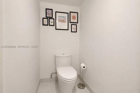 16385 Biscayne Blvd 1920, North Miami Beach FL - photo 14 of 23