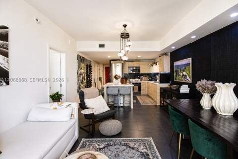 16385 Biscayne Blvd 1920, North Miami Beach FL - photo 7 of 23