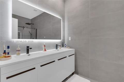 550 NE 207th St, Miami FL - photo 22 of 37