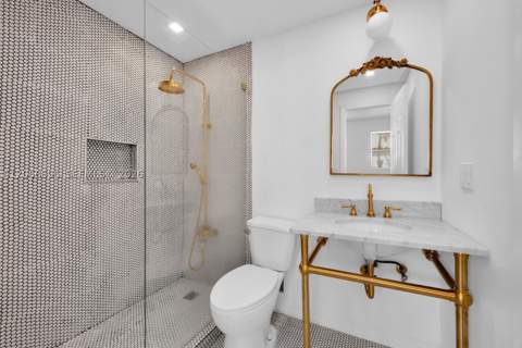 1027 Pennsylvania Ave 201, Miami Beach FL - photo 22 of 23
