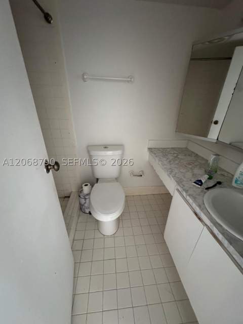 16570 NE 26th Ave 3F, North Miami Beach FL - photo 15 of 29