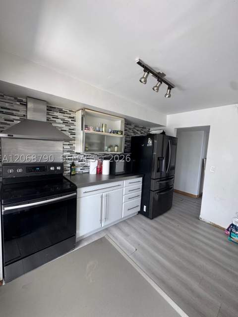 16570 NE 26th Ave 3F, North Miami Beach FL - photo 16 of 29