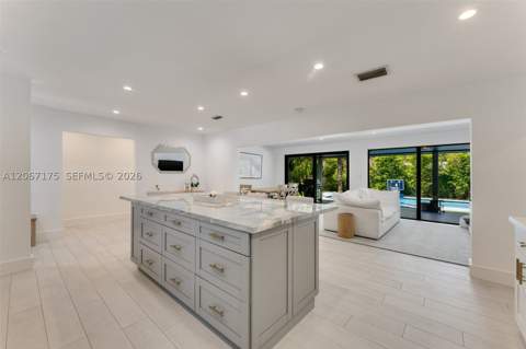 7790 SW 53rd Avenue, Miami FL - photo 10 of 47